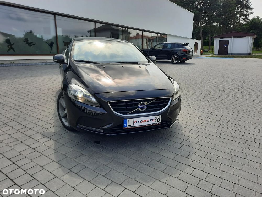 Volvo V40 D3 Momentum - 6