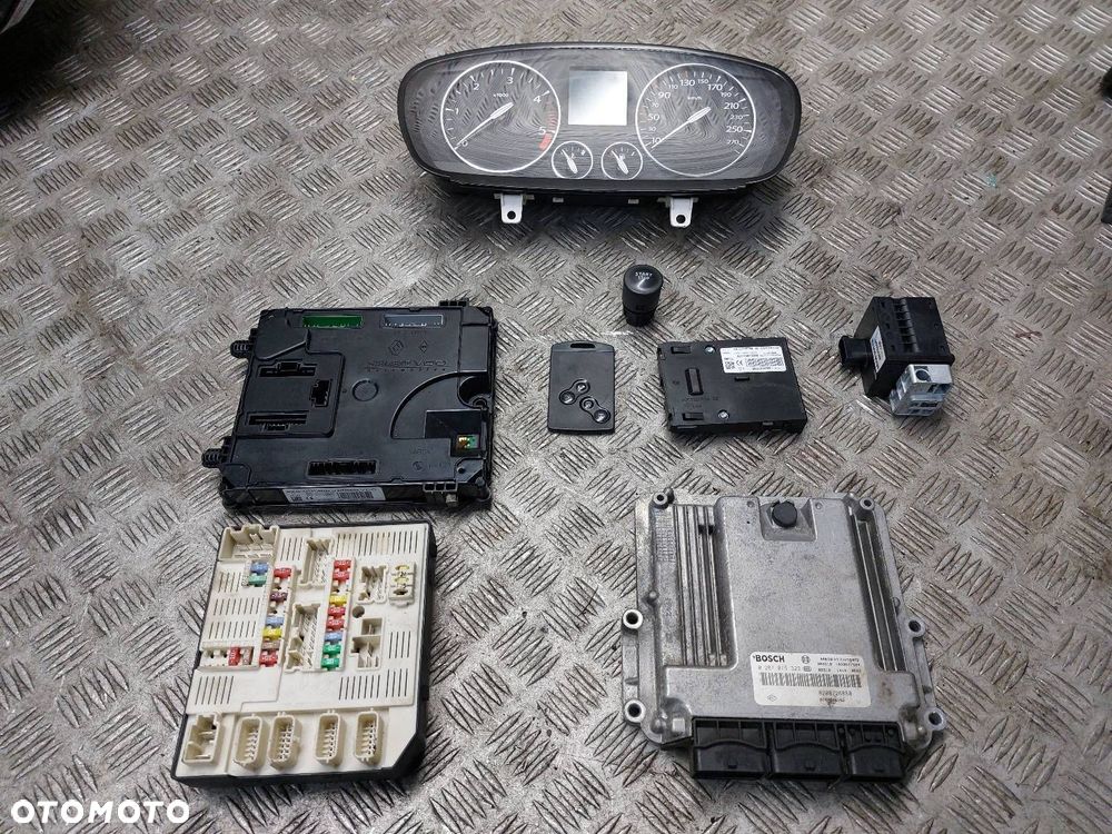 ZESTAW STARTOWY RENAULT LAGUNA III 2.0 DCI 8200726880 285909828R - 1