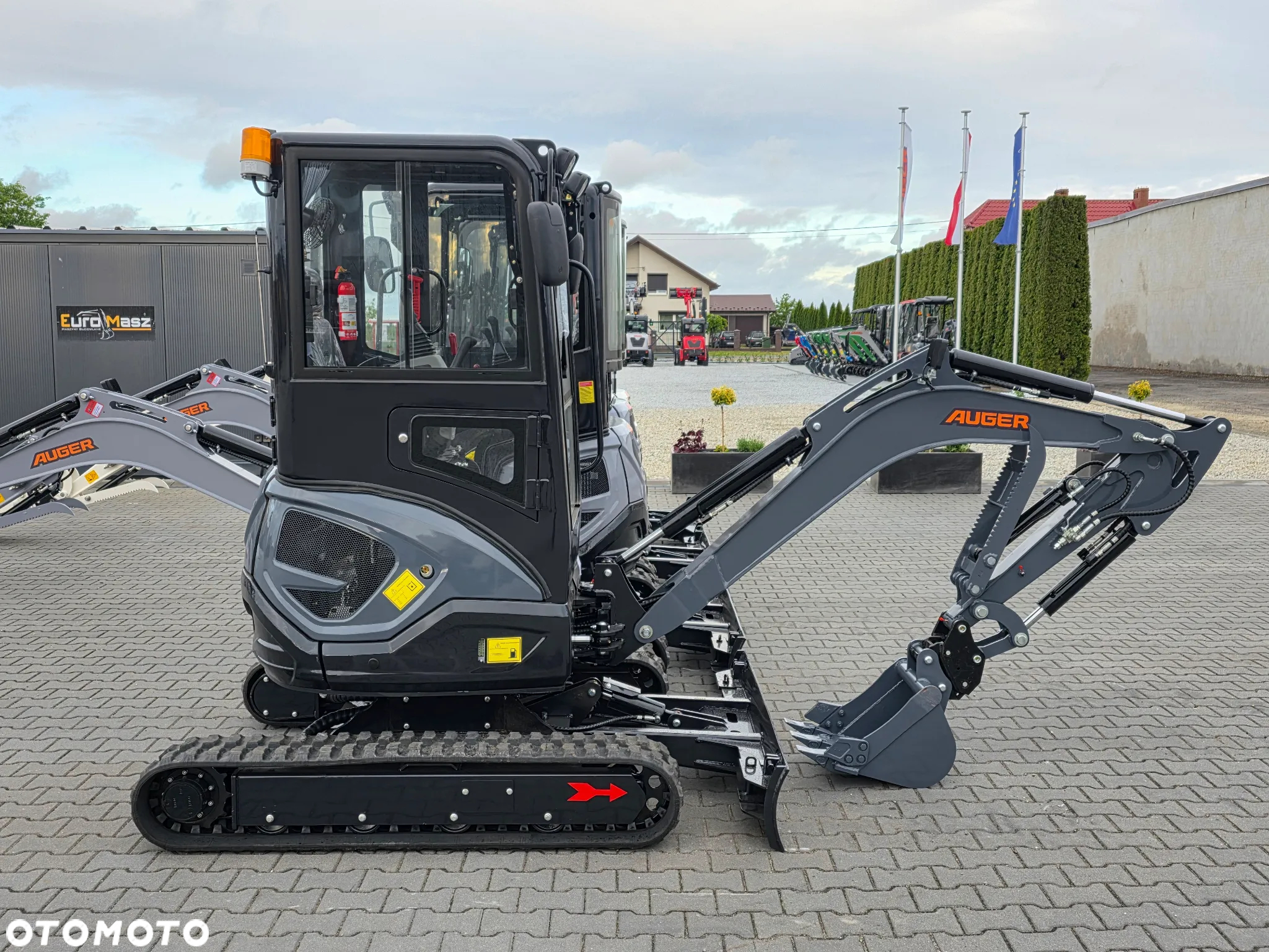 Inny NOWA MINIKOPARKA AUGER 25, WAGA 2100 KG, KUBOTA silnik - 35