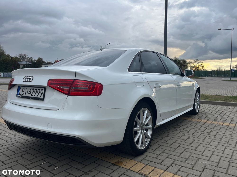 Audi A4 2015 photo 5