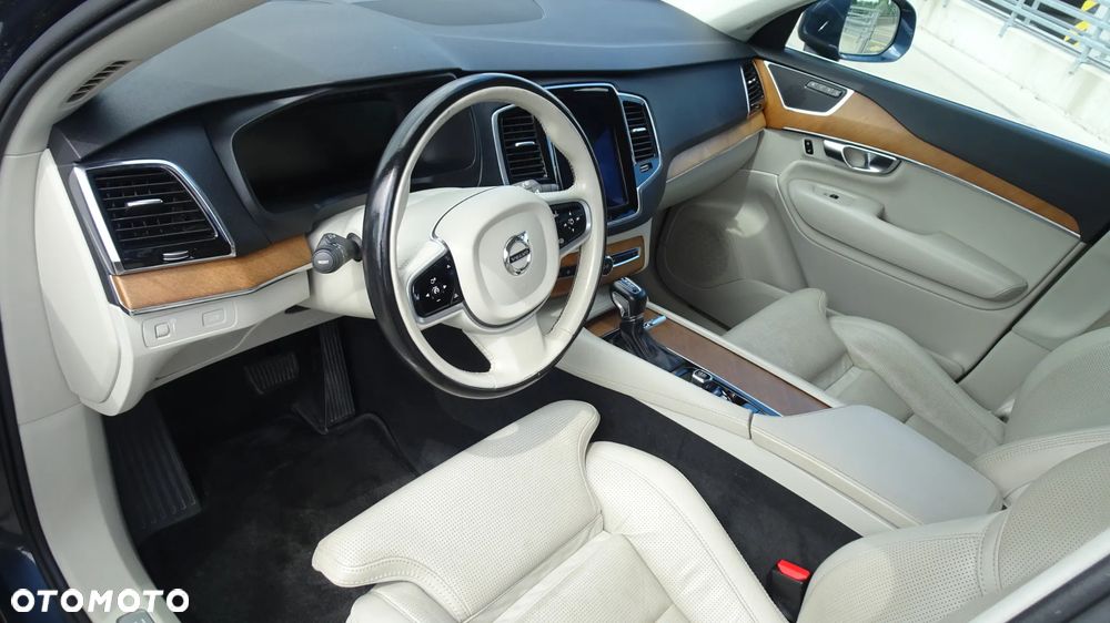 Volvo XC 90 D5 AWD Inscription - 11