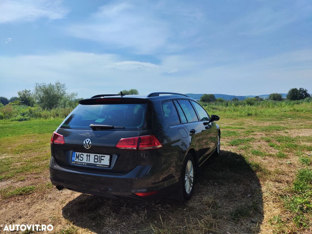 Volkswagen Golf 1.6 TDI DPF DSG Comfortline - 8
