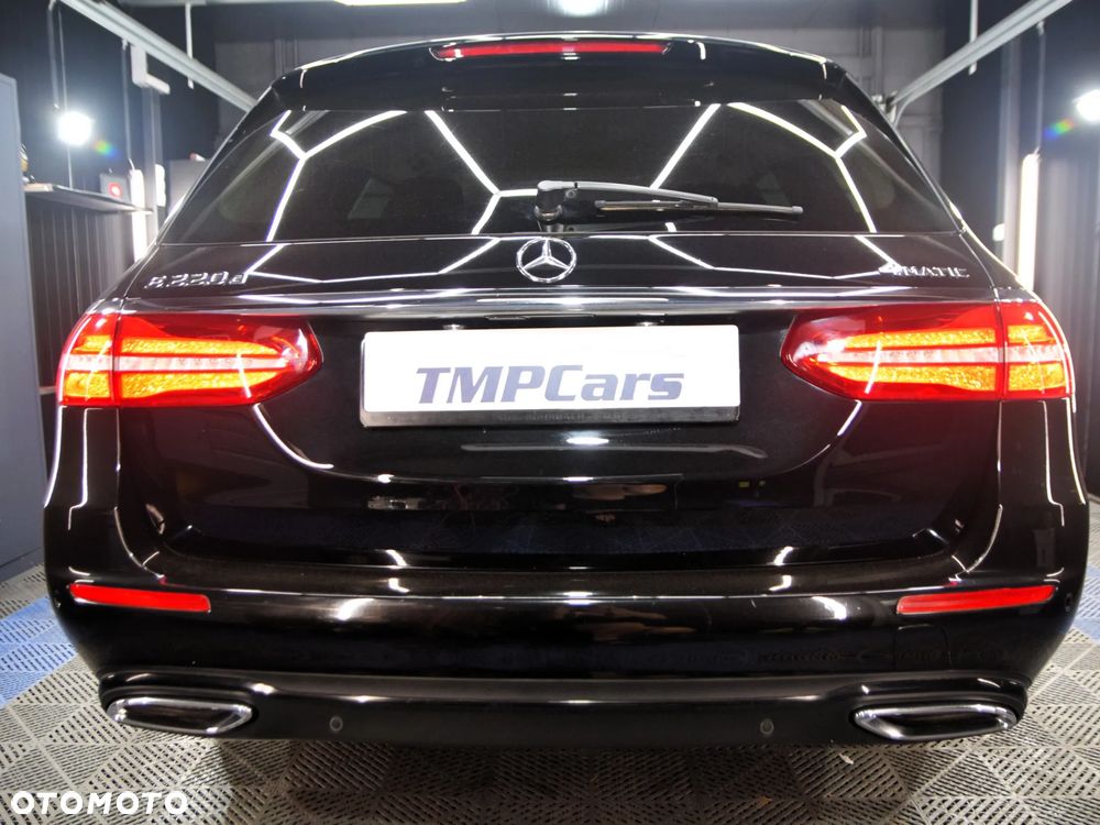 Mercedes-Benz Klasa E 220 d 9G-TRONIC - 13