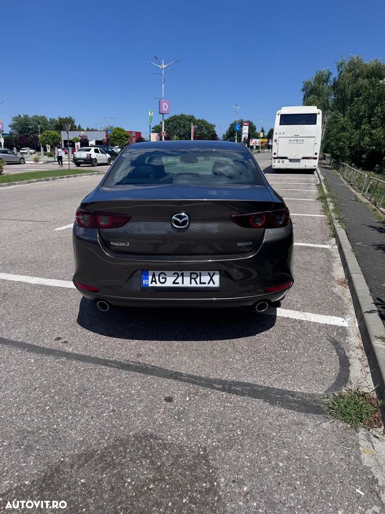 Mazda 3 - 4