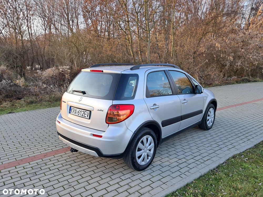 Suzuki SX4 - 3