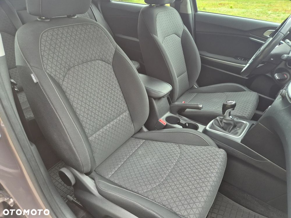 Kia Ceed 1.4 T-GDI M - 18