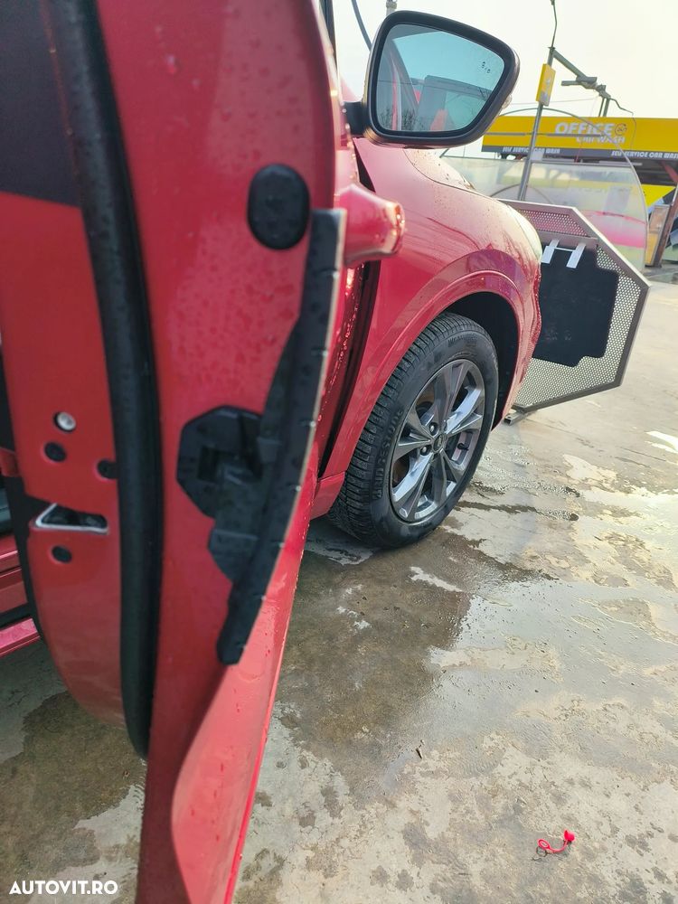 Ford Kuga 2.5 Duratec PHEV ST Line X - 22