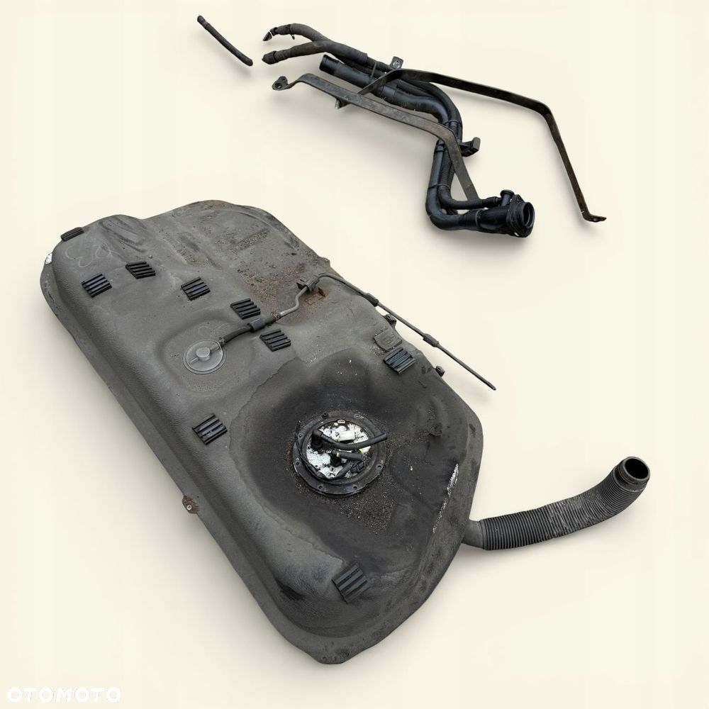 Zbiornik Paliwa Bak Z Pompką 31110-2Y230 Hyundai Ix35 31100-2Y230 - 1