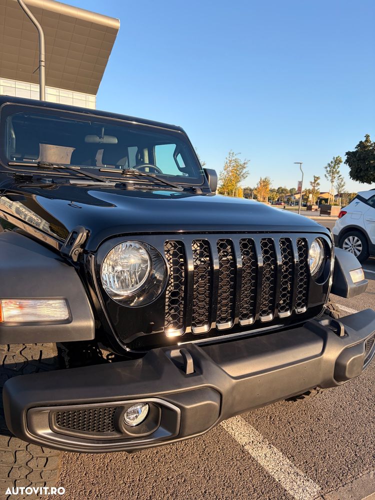 Jeep Wrangler - 6