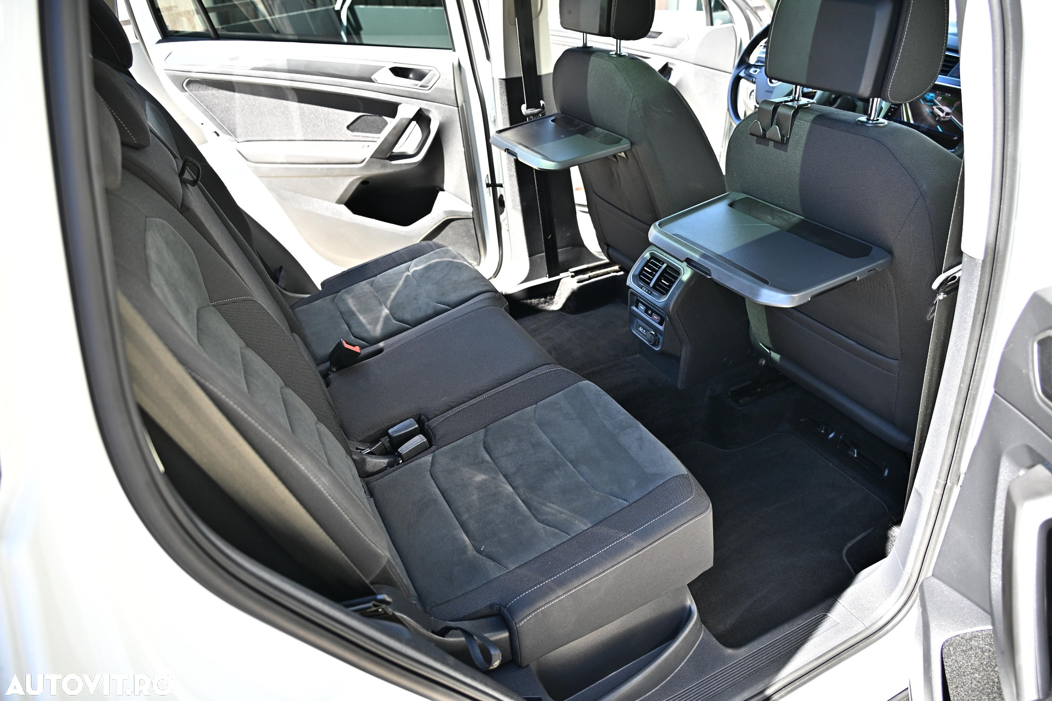 Volkswagen Tiguan Allspace 2.0 TDI 4Mot DSG R-Line - 25