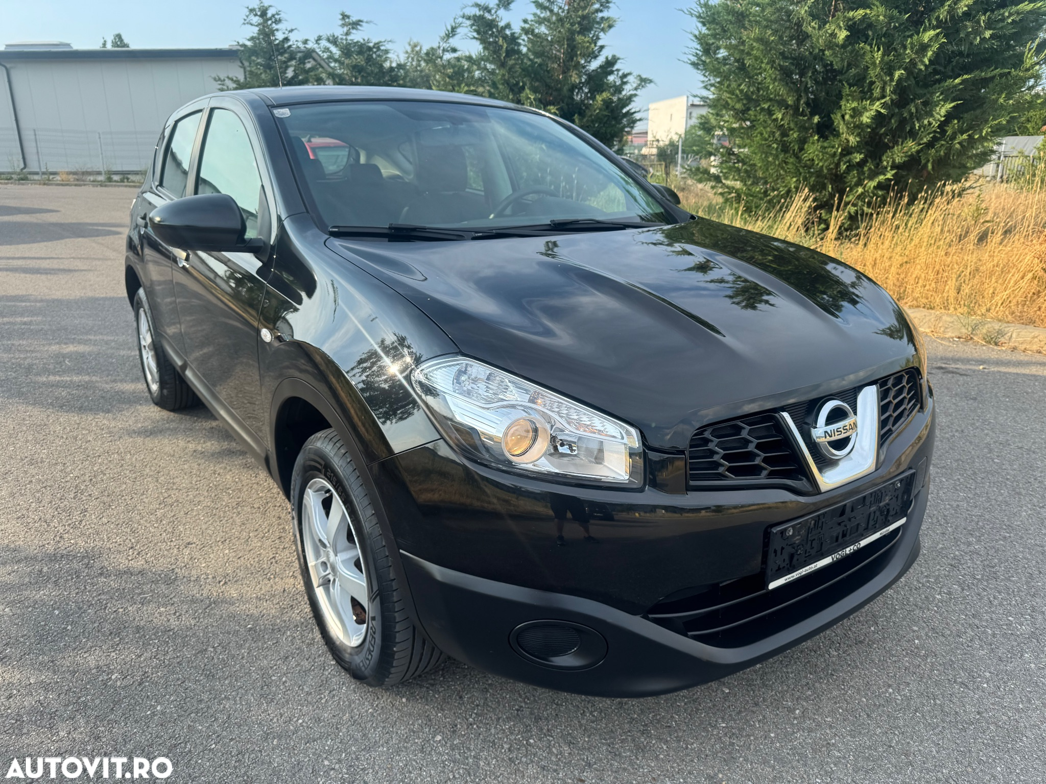Nissan Qashqai - 2