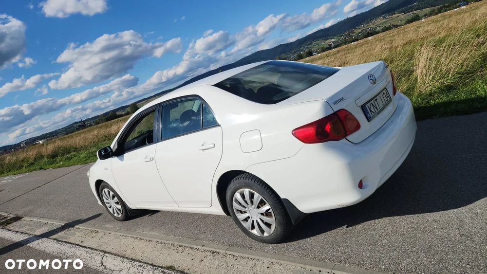 Toyota Corolla 2.0 D-4D Luna - 3