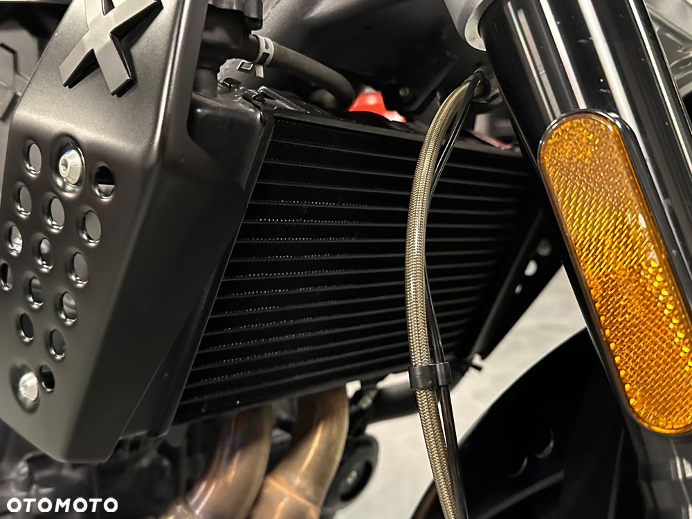 Brixton Crossfire - 20