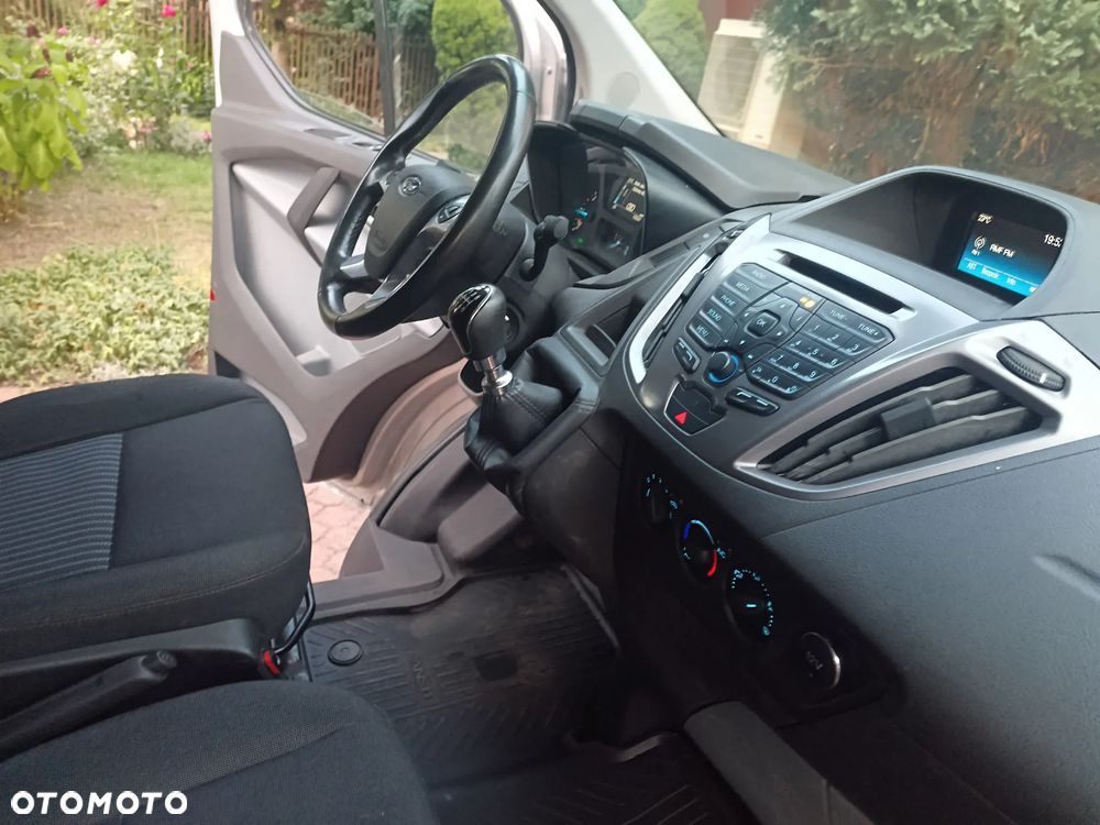 Ford Transit Custom - 14