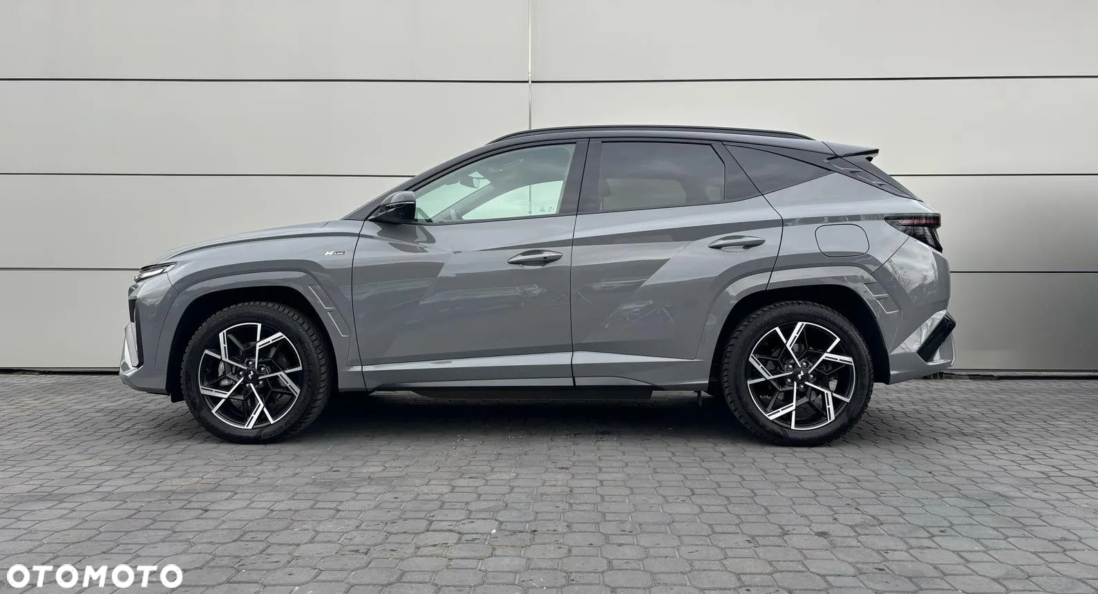 Hyundai Tucson - 2