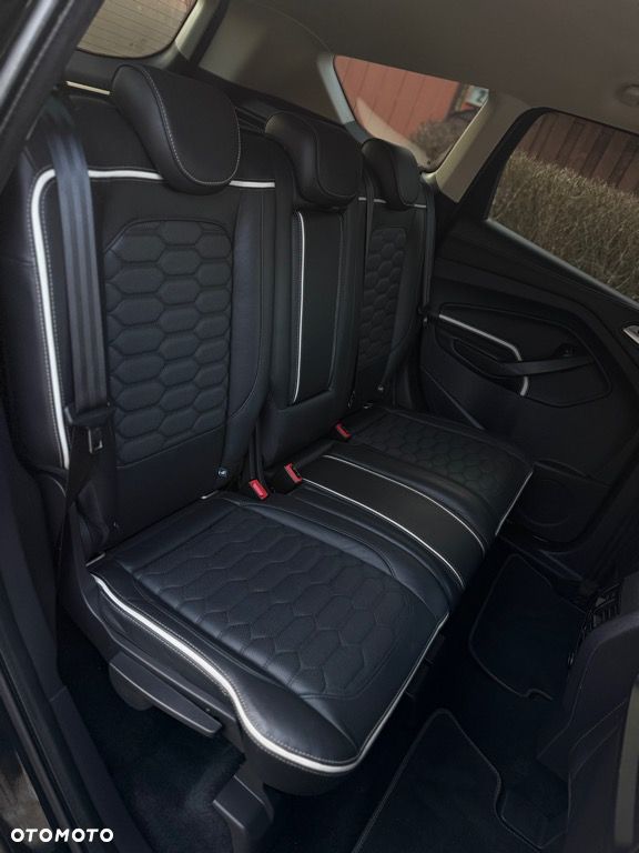 Ford Kuga 1.5 EcoBoost 2x4 Vignale - 30