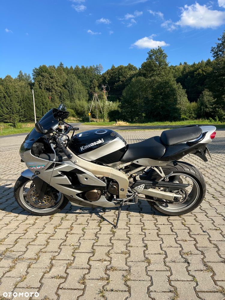 Kawasaki ZXR - 7
