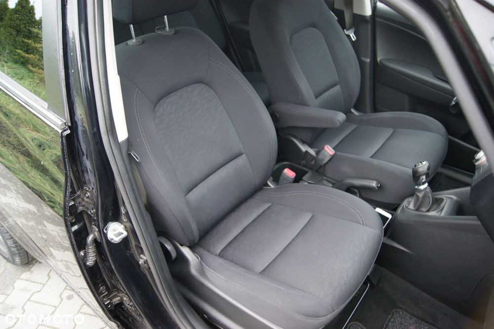 Hyundai ix20 1.4 blue Passion - 6