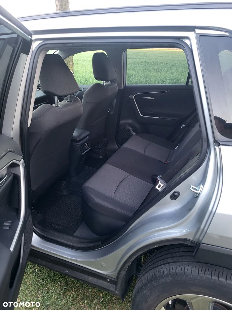 Toyota RAV4 - 2