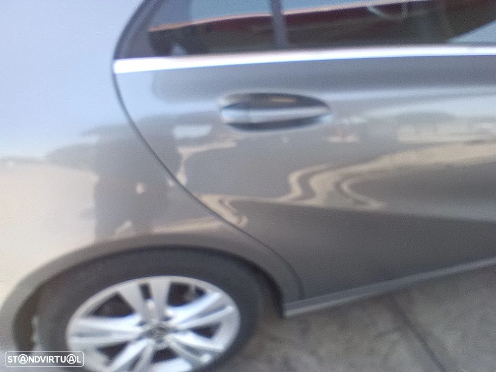 Mercedes-Benz A 180 7G-DCT - 7