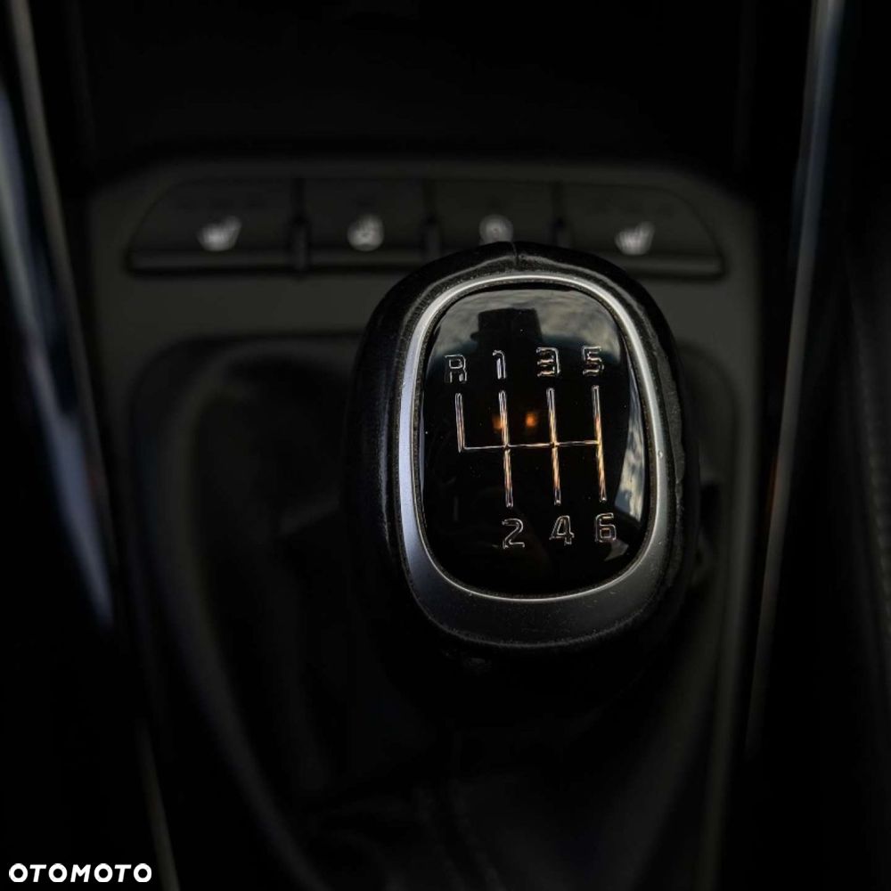 Kia Stonic 1.0 T-GDI 120 Platinum Edition - 21