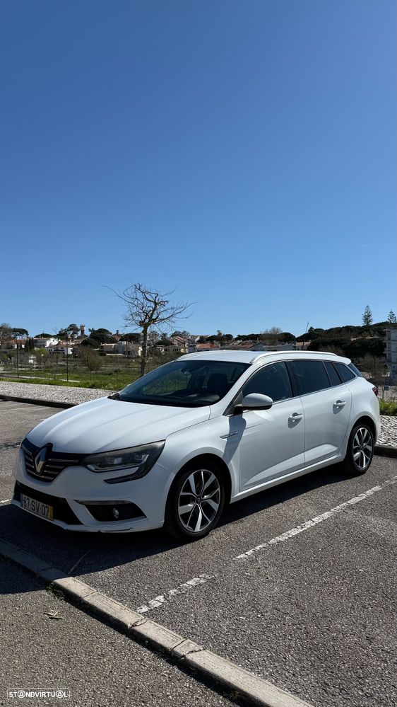 Renault Mégane Sport Tourer 1.5 dCi Bose Edition J18 - 4
