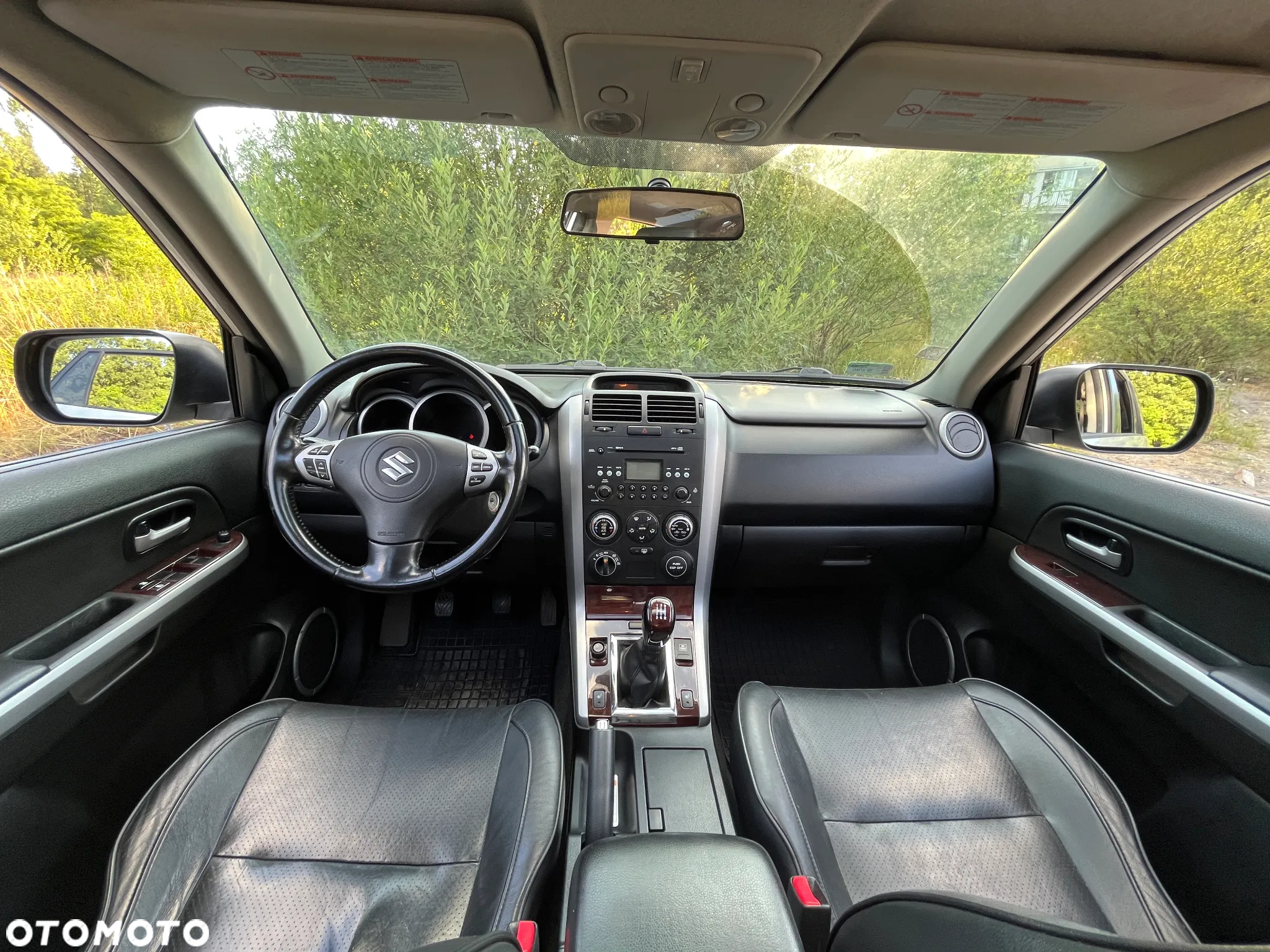 Suzuki Grand Vitara 1.9 DDiS Premium EU5 - 10
