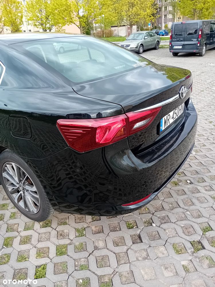 Toyota Avensis 2.0 D-4D Prestige - 10