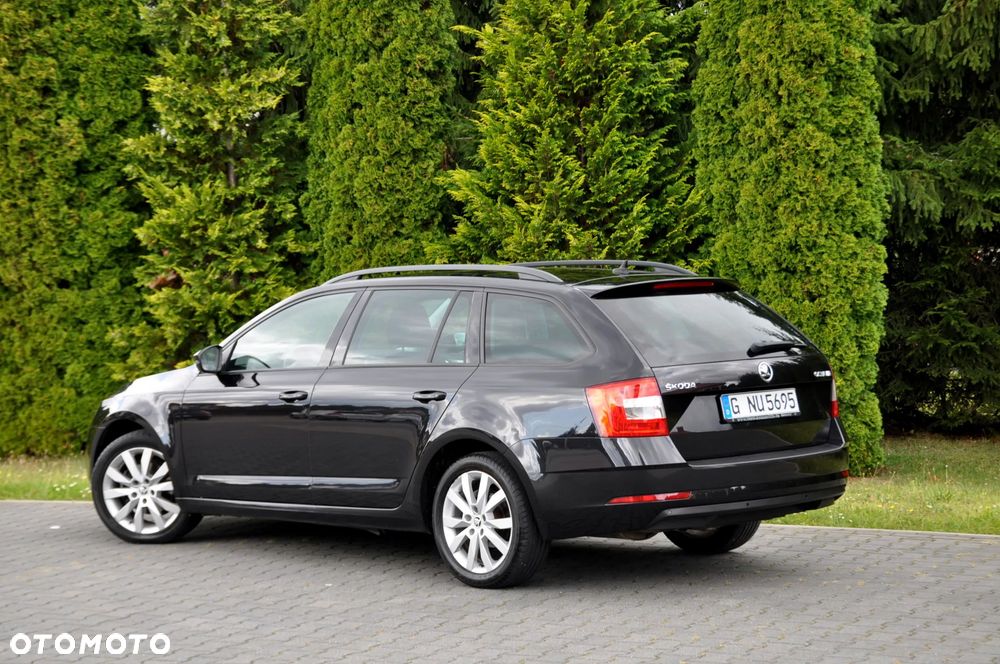 Skoda Octavia 2.0 TDI Elegance DSG - 13