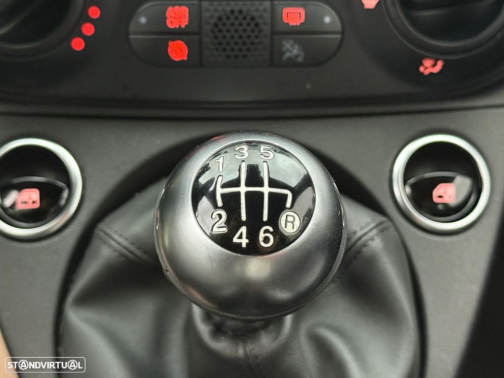 Fiat 500 1.0 Hybrid Sport - 32