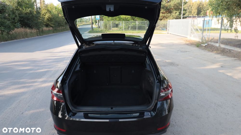 Skoda Superb 1.5 TSI ACT Style - 39