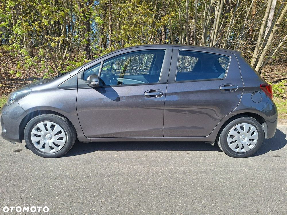 Toyota Yaris - 7