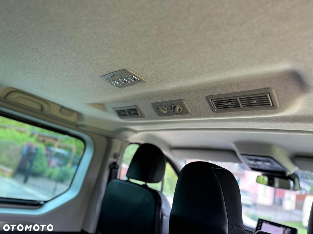 Renault Trafic - 16