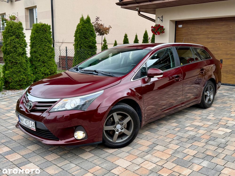 Toyota Avensis 1.8 Sol NAVI - 33