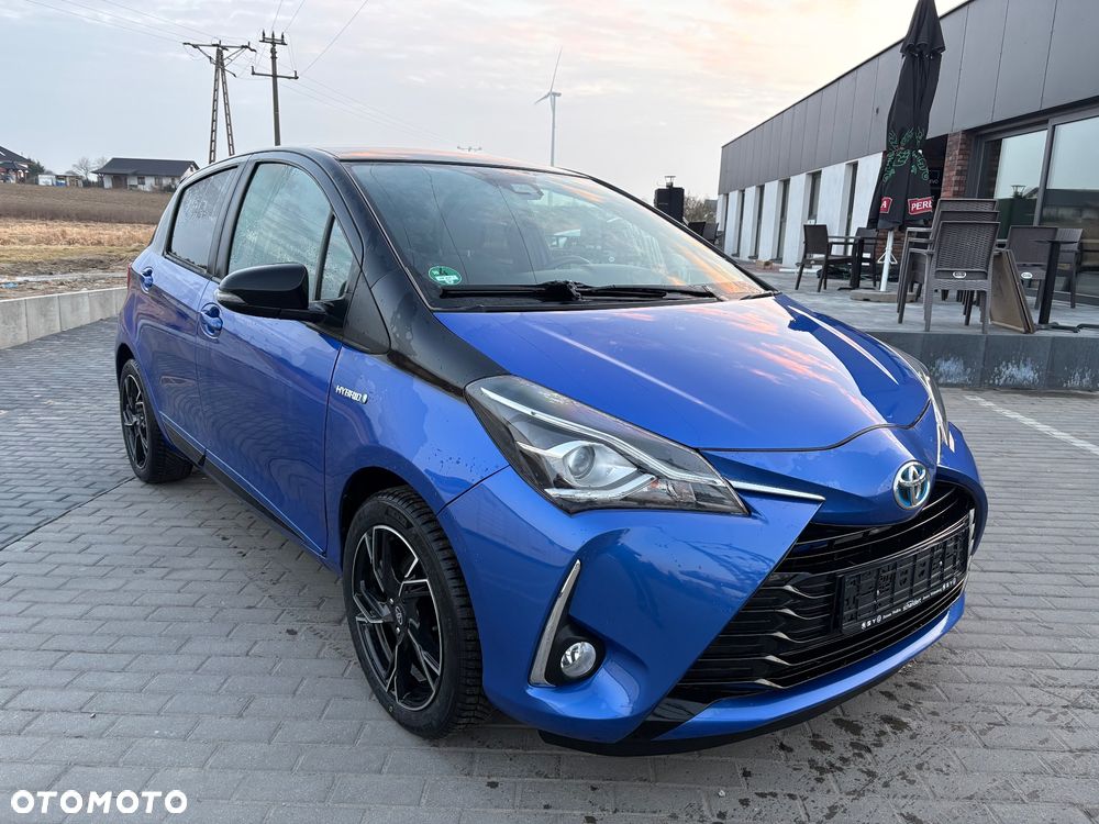 Toyota Yaris Hybrid 100 Selection Passion - 1