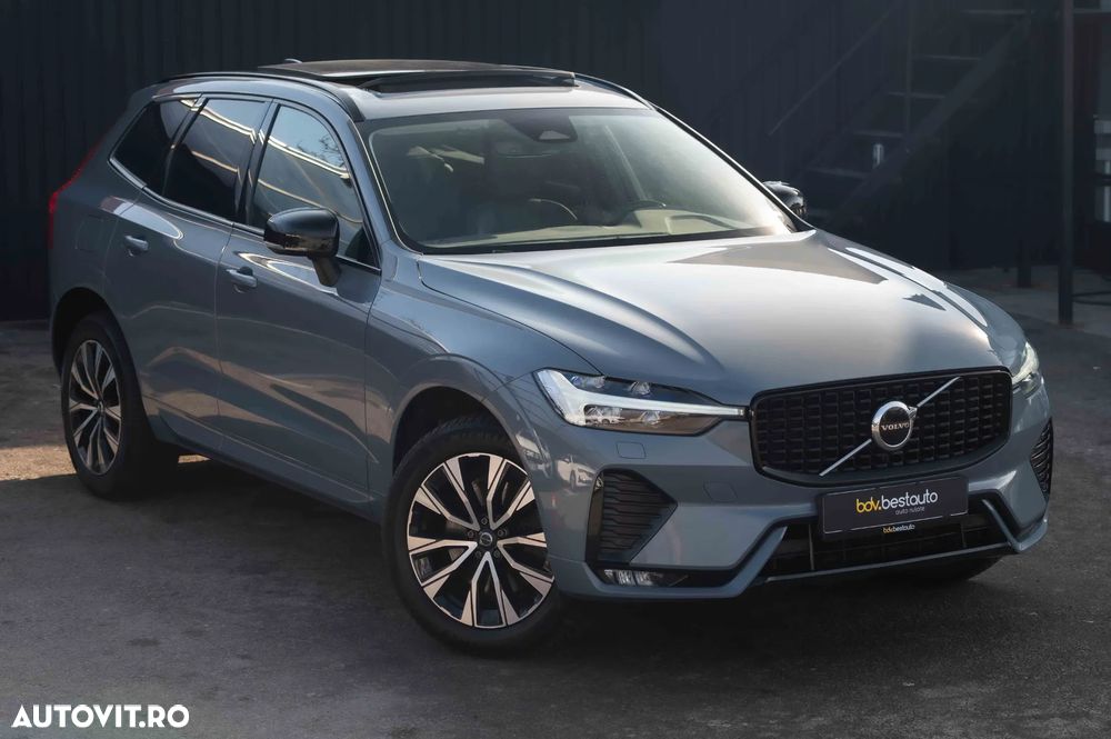 Volvo XC 60 B4 MHEV AT AWD Plus Dark - 2