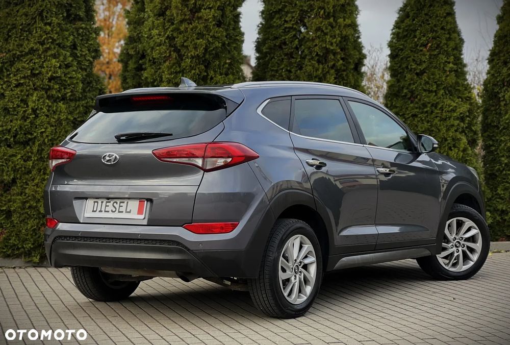 Hyundai Tucson 1.7 CRDI BlueDrive Comfort 2WD DCT - 17