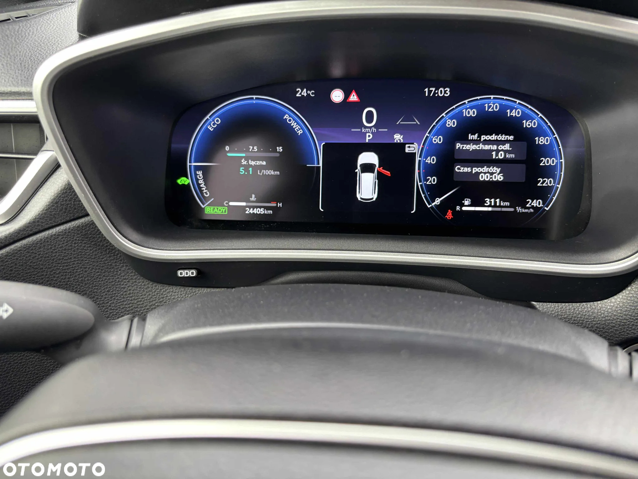 Toyota Corolla Cross 2.0 Hybrid Executive AWD - 12