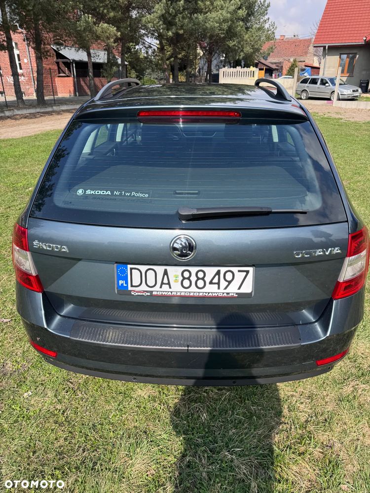 Skoda Octavia 1.6 TDI Ambition - 8