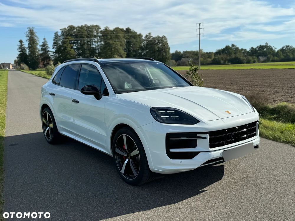Porsche Cayenne S - 1