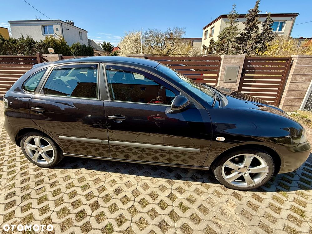 Seat Ibiza 1.4 16V Sport - 4