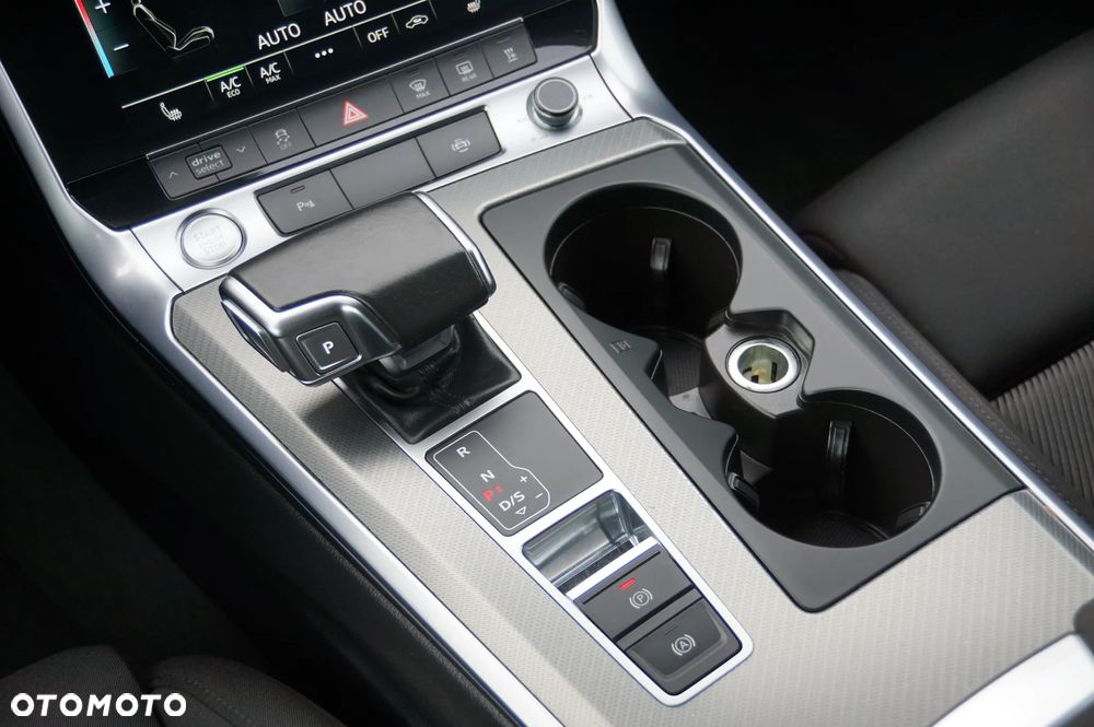 Audi A6 Avant 40 TDI quattro S tronic - 19