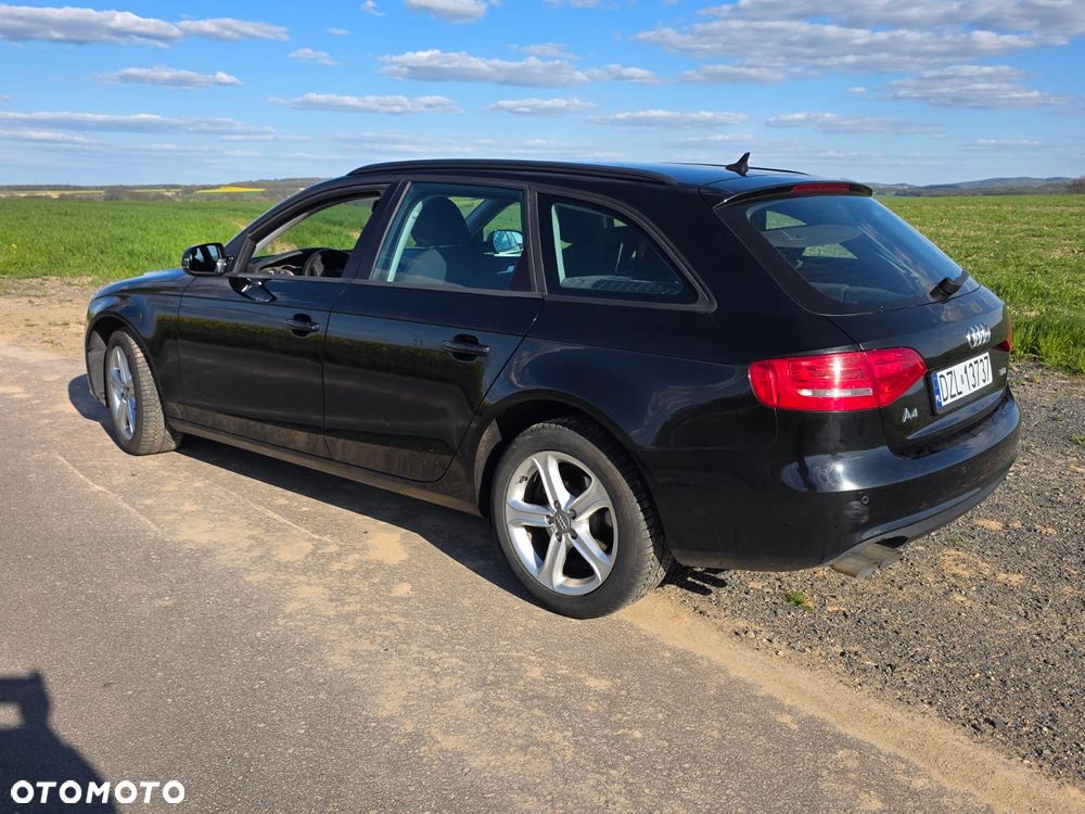 Audi A4 Avant 2.0 TDI - 13