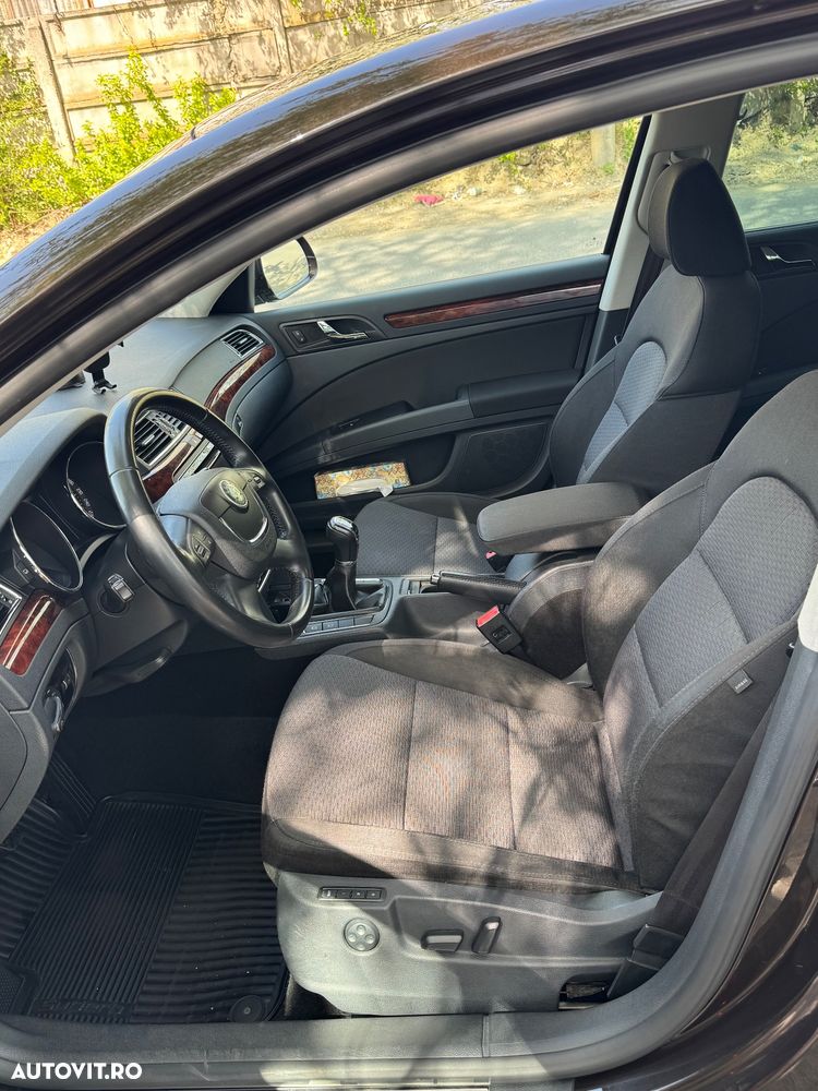 Skoda Superb 2.0 TDI Elegance 4x4 - 14