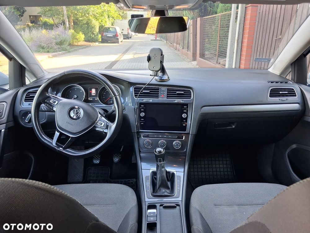 Volkswagen Golf 1.6 TDI BMT Comfortline - 14