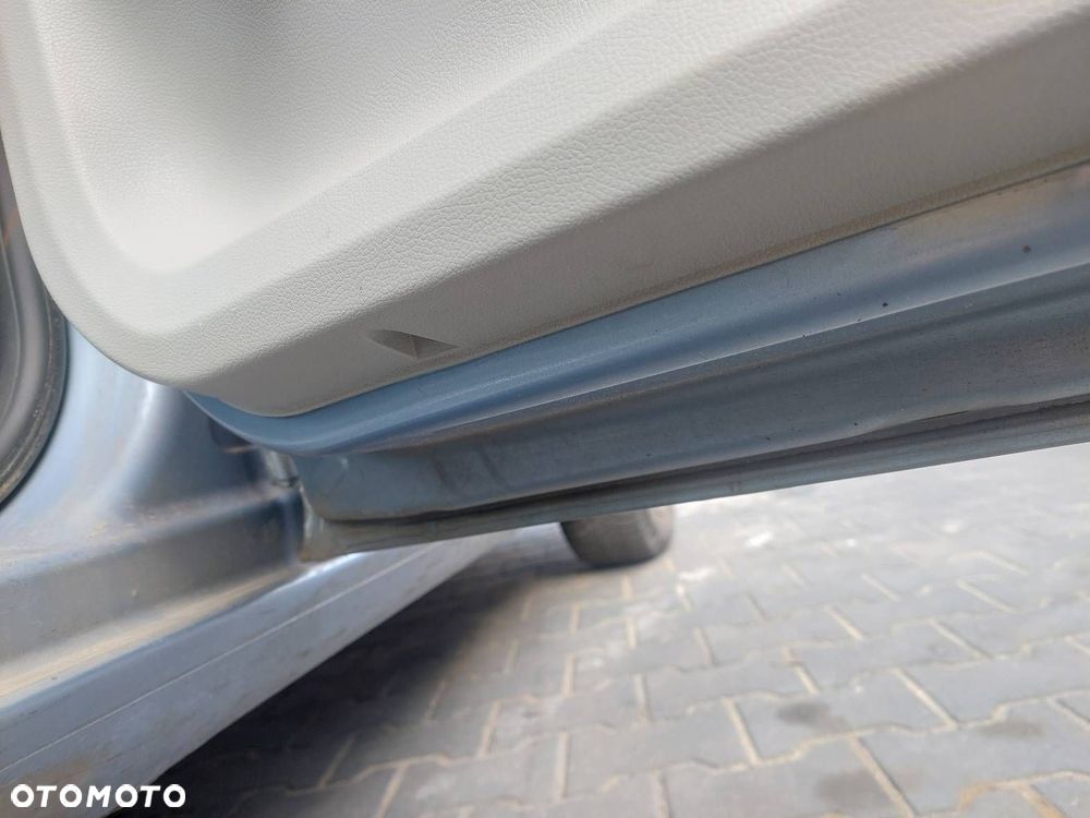 DRZWI KOMPLETNE PRAWY TYŁ SKODA ROOMSTER I LF5Y 06-10r - 6