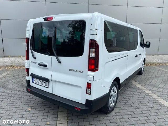 Renault Trafic SpaceClass 2.0 dCi - 10