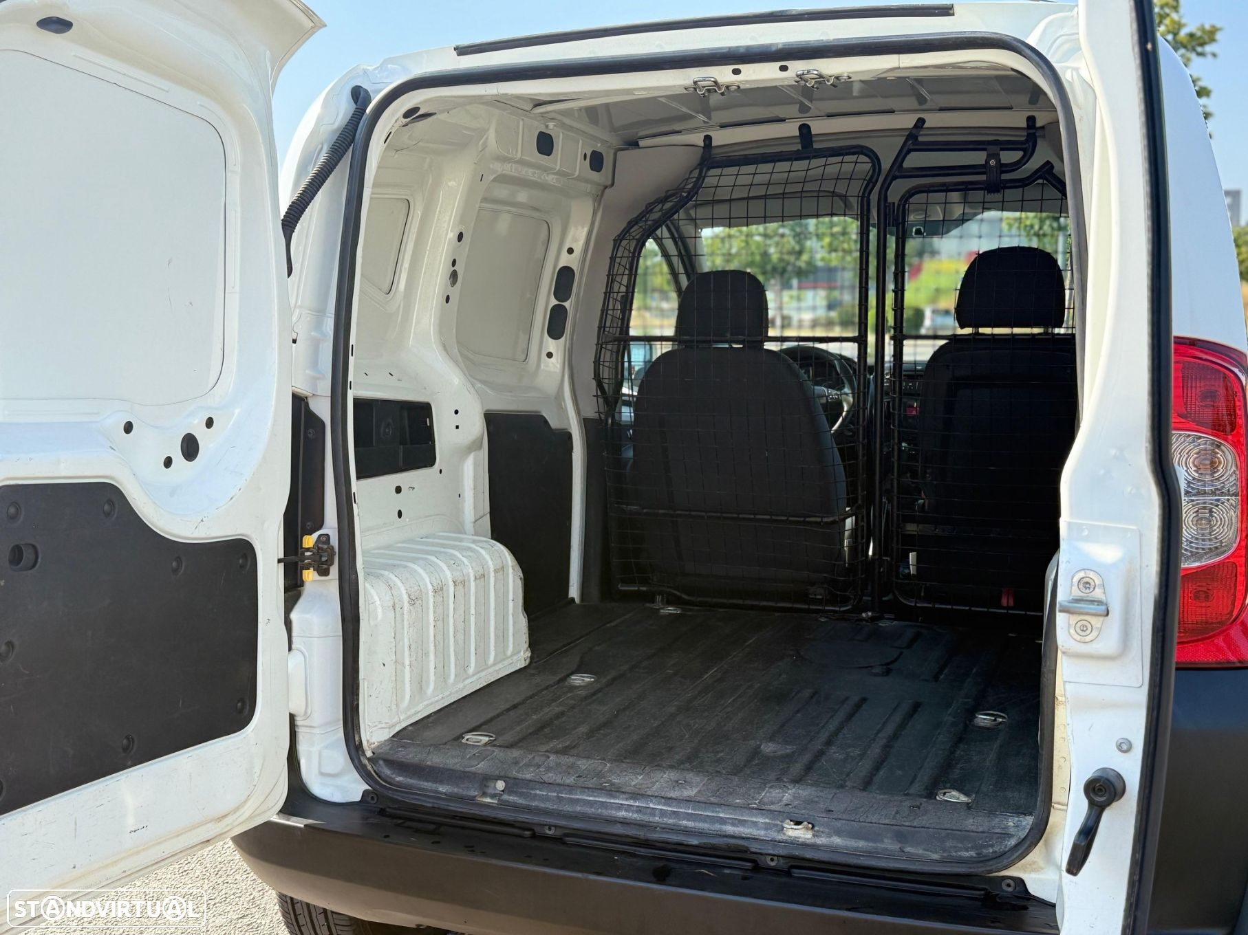 Peugeot Bipper 1.3 HDi - 12