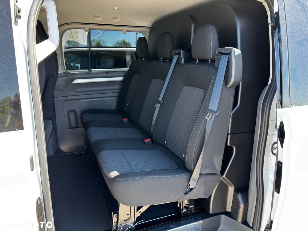 Volkswagen Transporter Plus Edition 2.0 TDI 150 KM 8-automat 5m L2 - 11