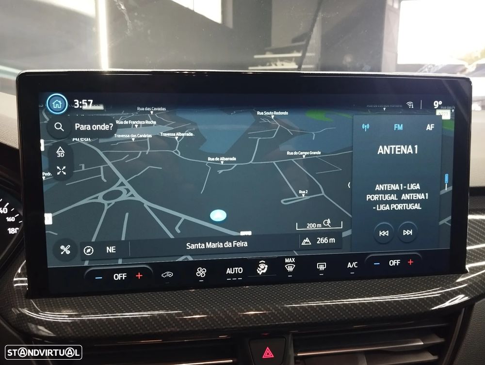 Ford Focus 1.0 EcoBoost MHEV ST-Line - 23